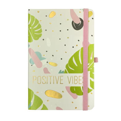 Книжка записна POSITIVO, на гумці, 136х207мм, 96 арк., кліт., офсет крем., тв.лам.обкл., салатова